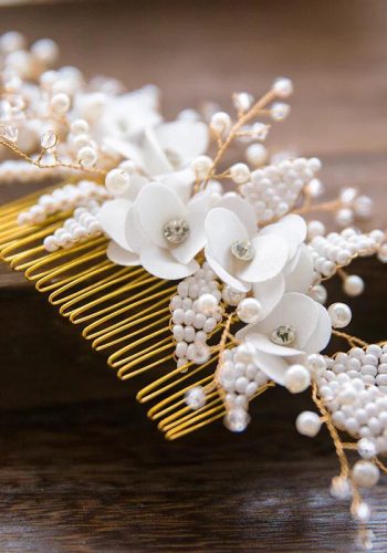 broche18