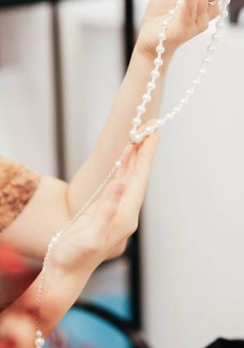 collier dos nu